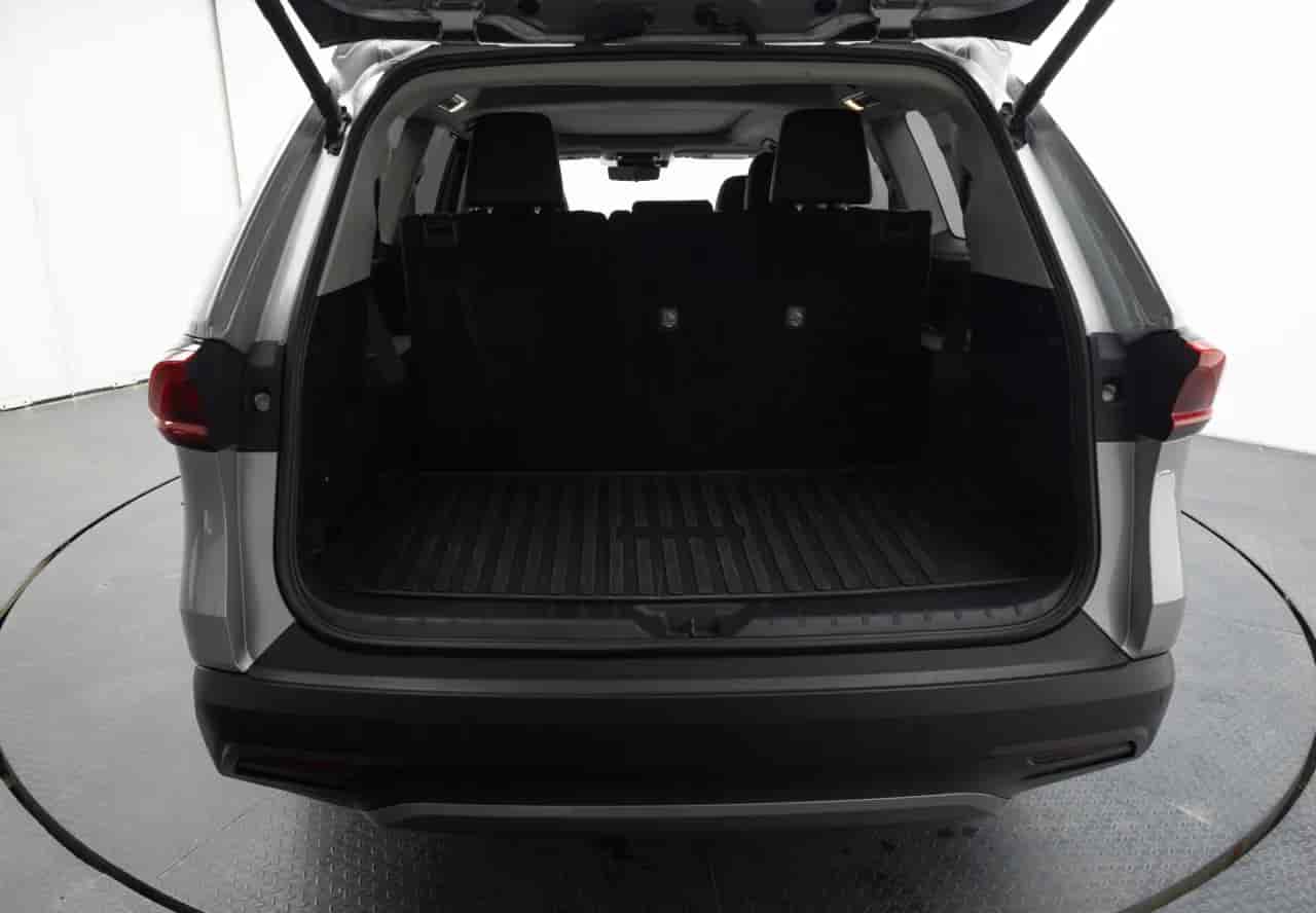 TOYOTA Grand Highlander - 7
