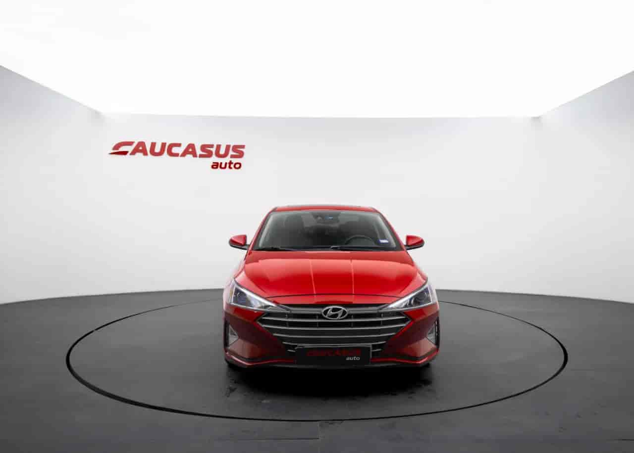 HYUNDAI Elantra - 2