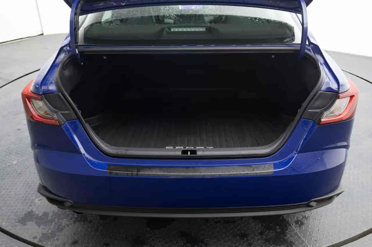 TOYOTA Camry - 7