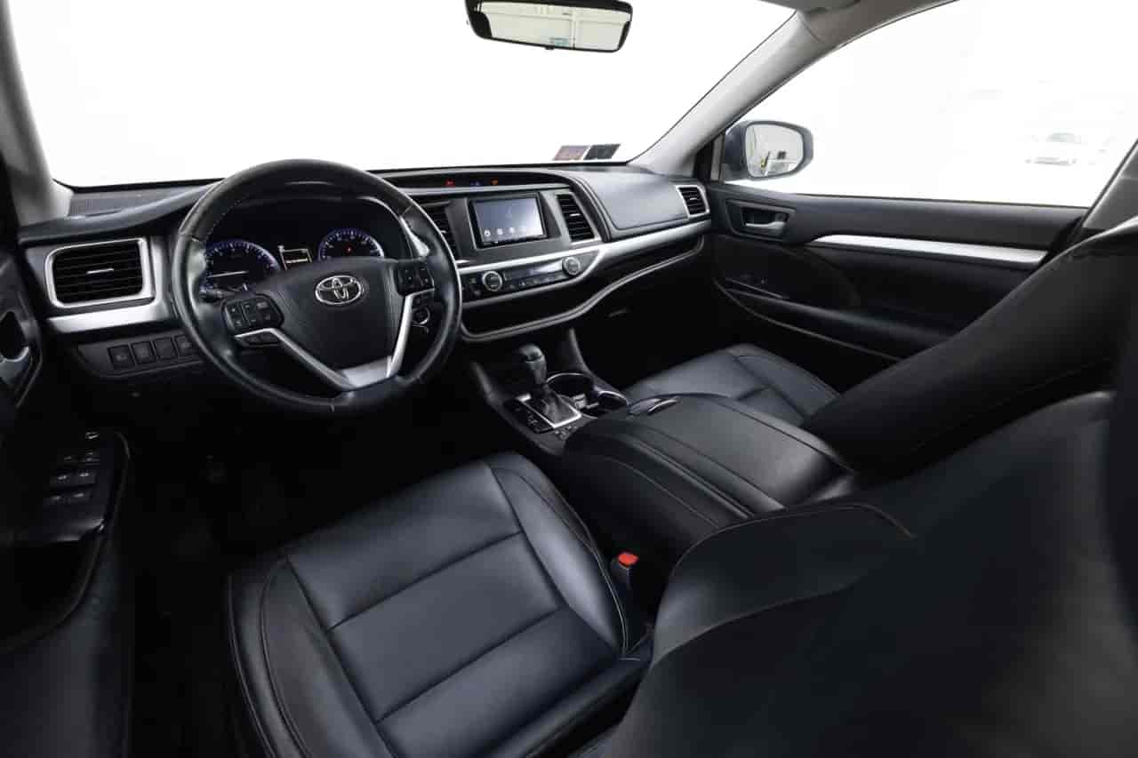 TOYOTA Highlander - 8