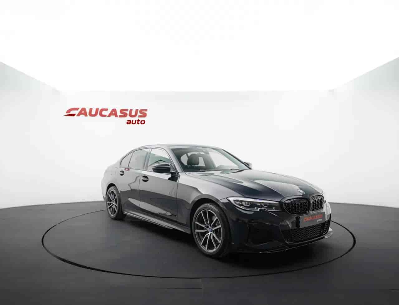BMW 330i - 3