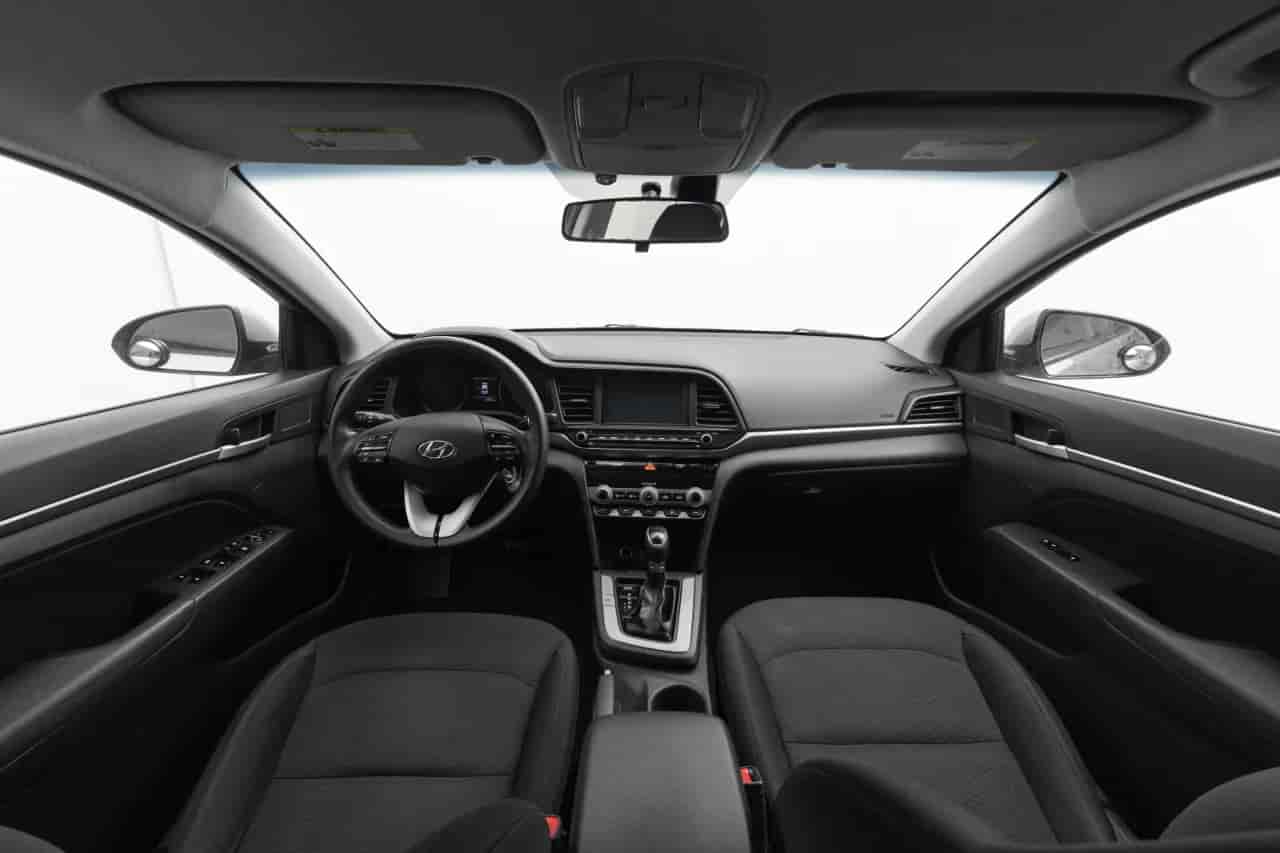HYUNDAI Elantra - 8