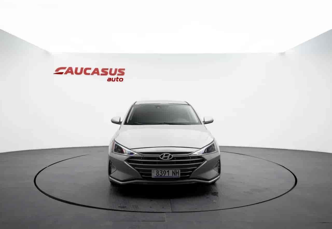 HYUNDAI Elantra - 2