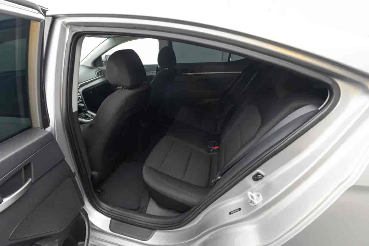 HYUNDAI Elantra - 7