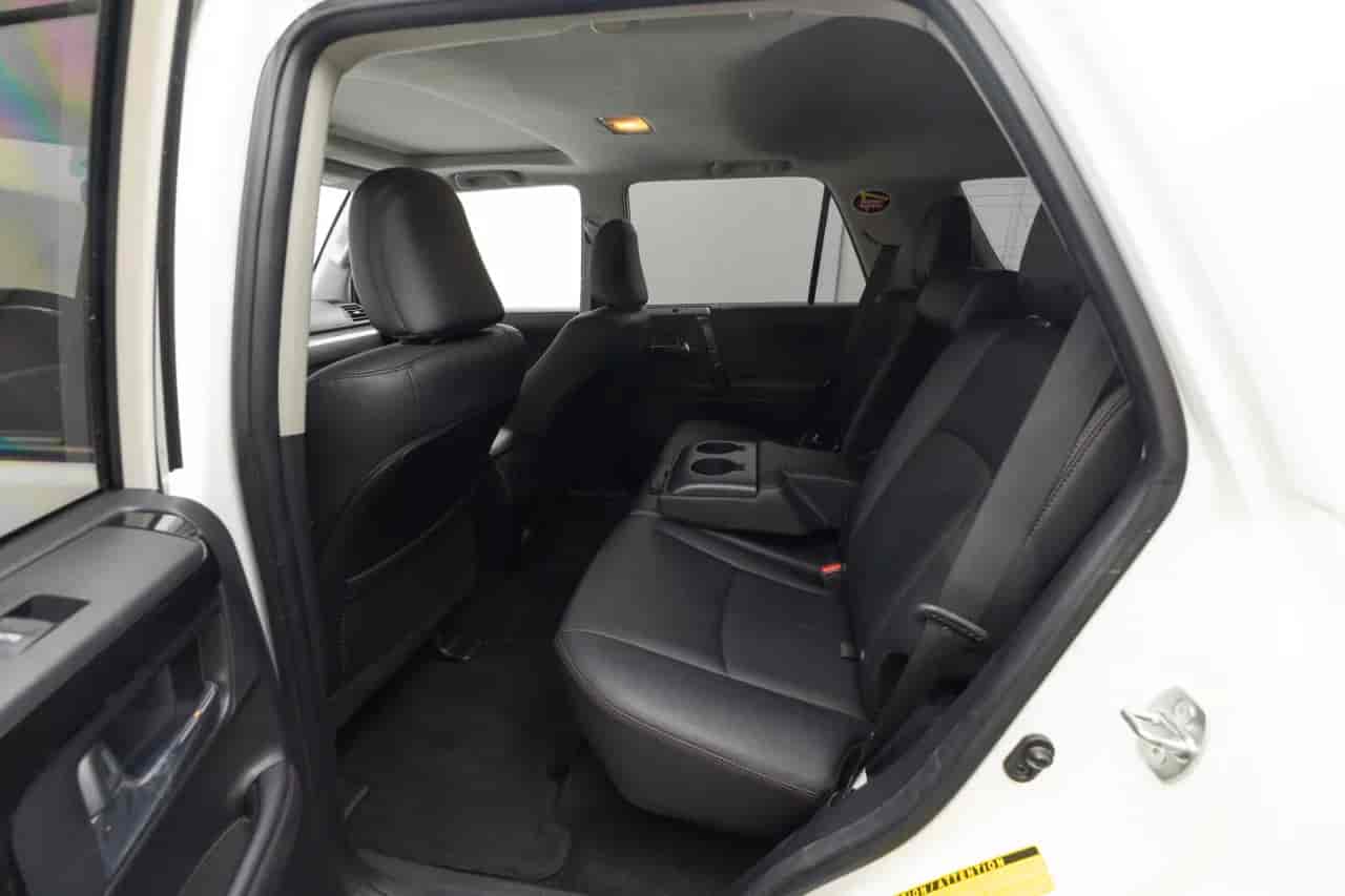 TOYOTA 4-Runner - 8