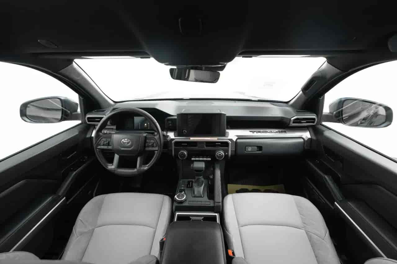 TOYOTA Tacoma - 9