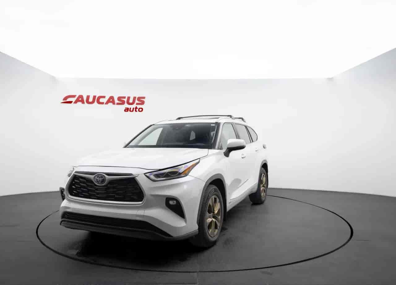 TOYOTA Highlander - 1