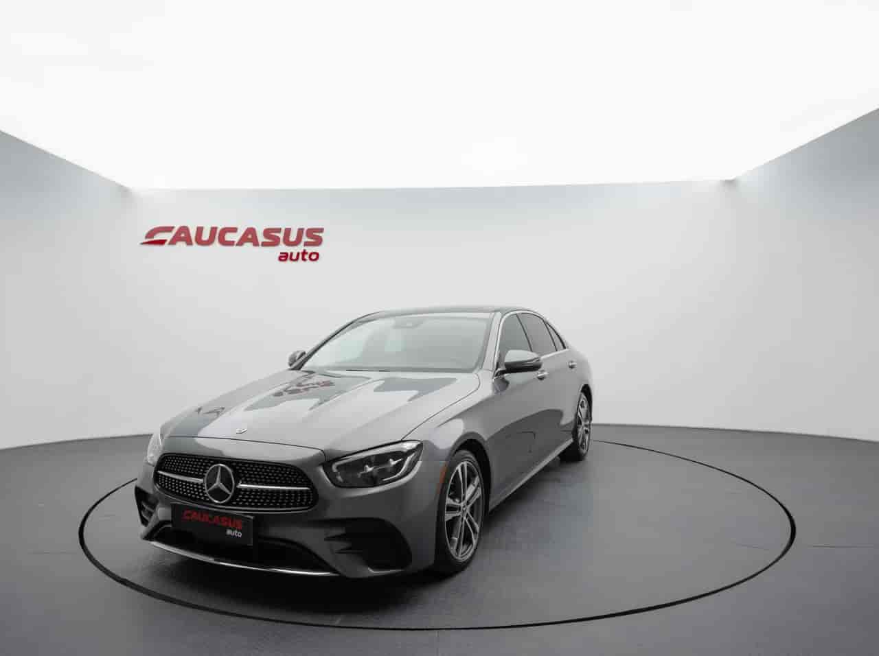 MERCEDES-BENZ E-Class - 1