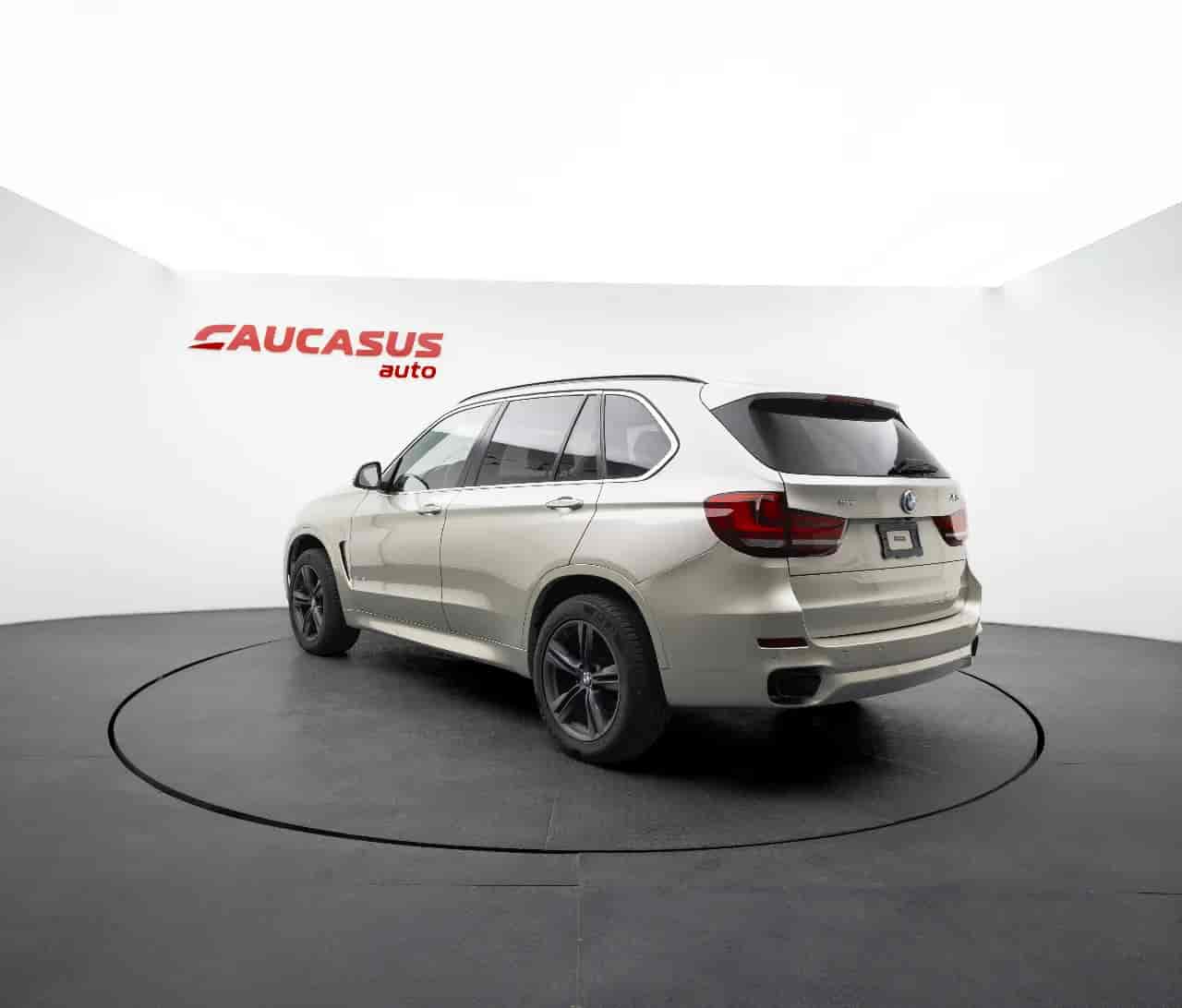 BMW X5 - 6