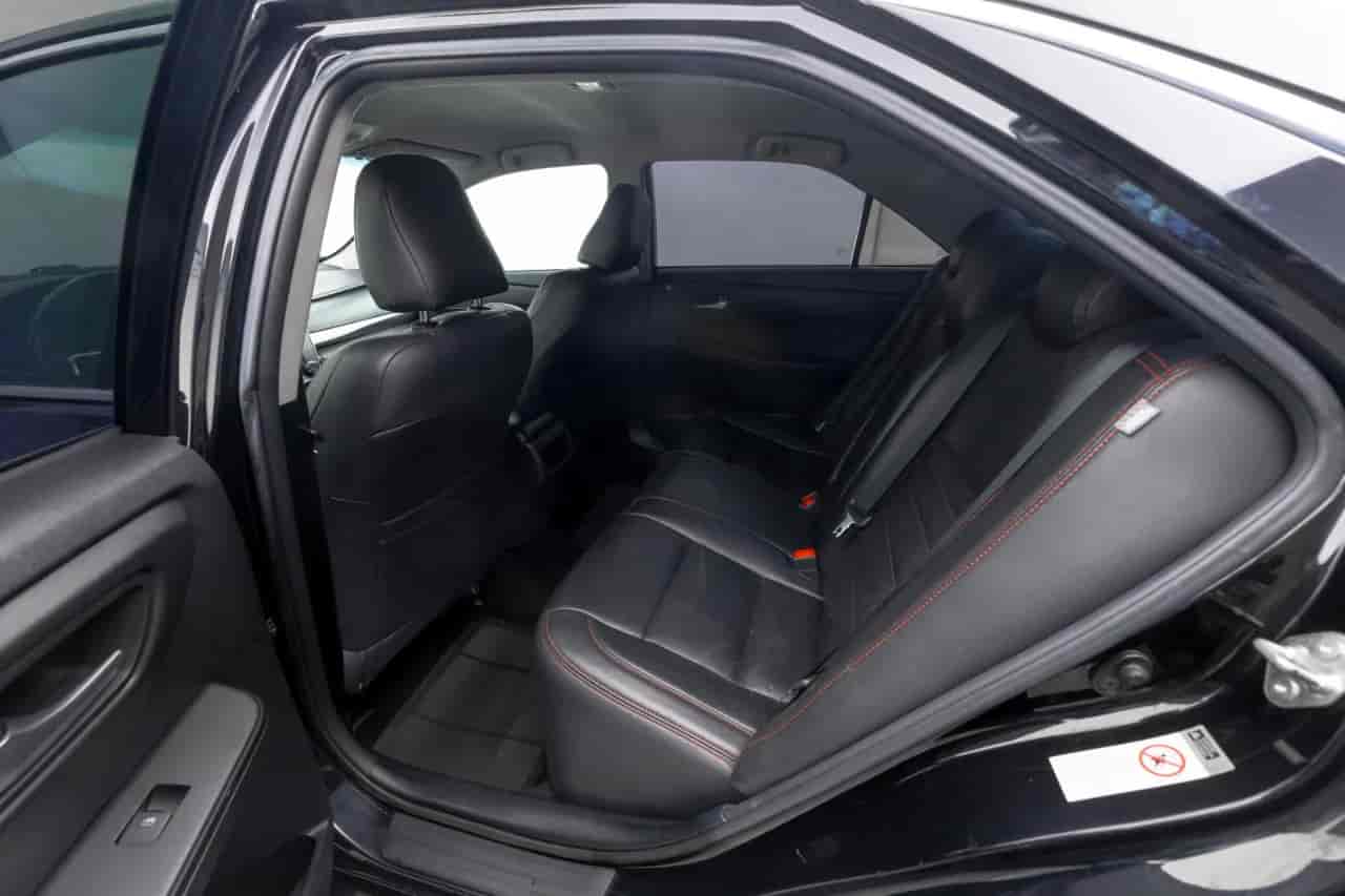 TOYOTA Camry - 8