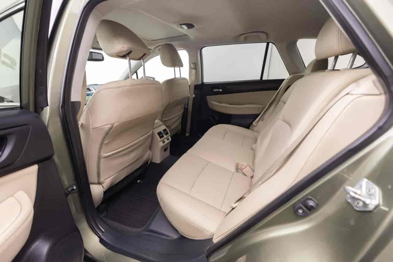 SUBARU Outback - 8