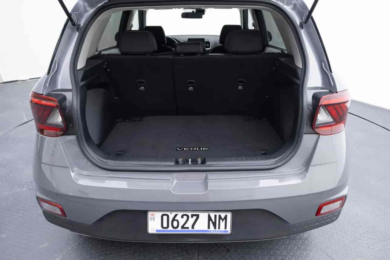 HYUNDAI Venue - 7