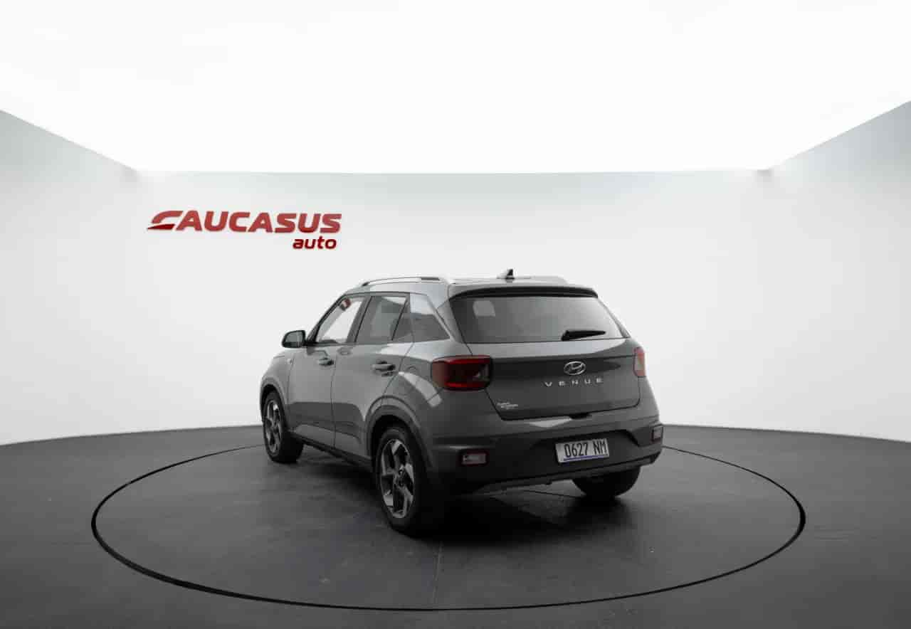 HYUNDAI Venue - 6