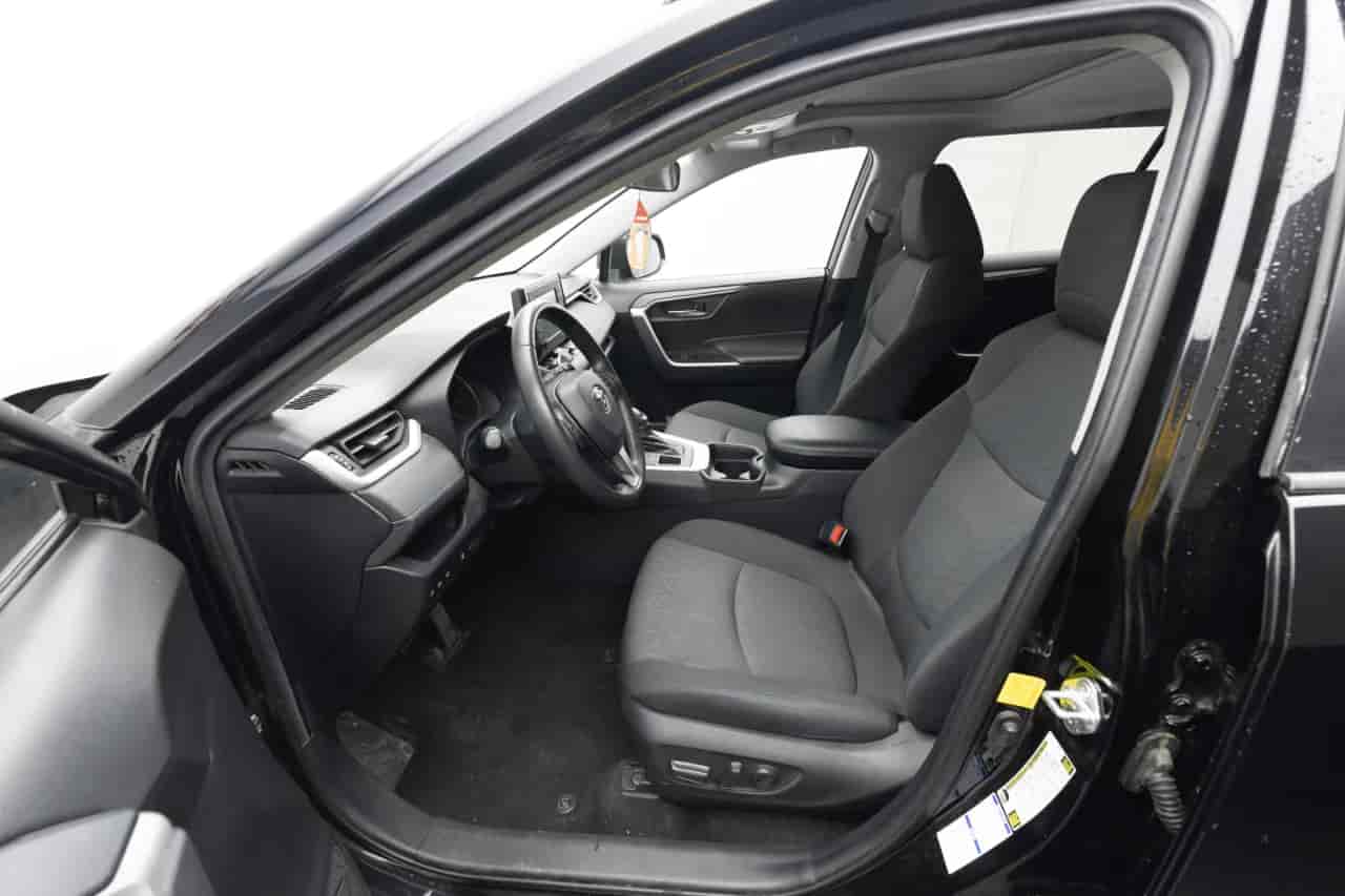 TOYOTA RAV4 - 10