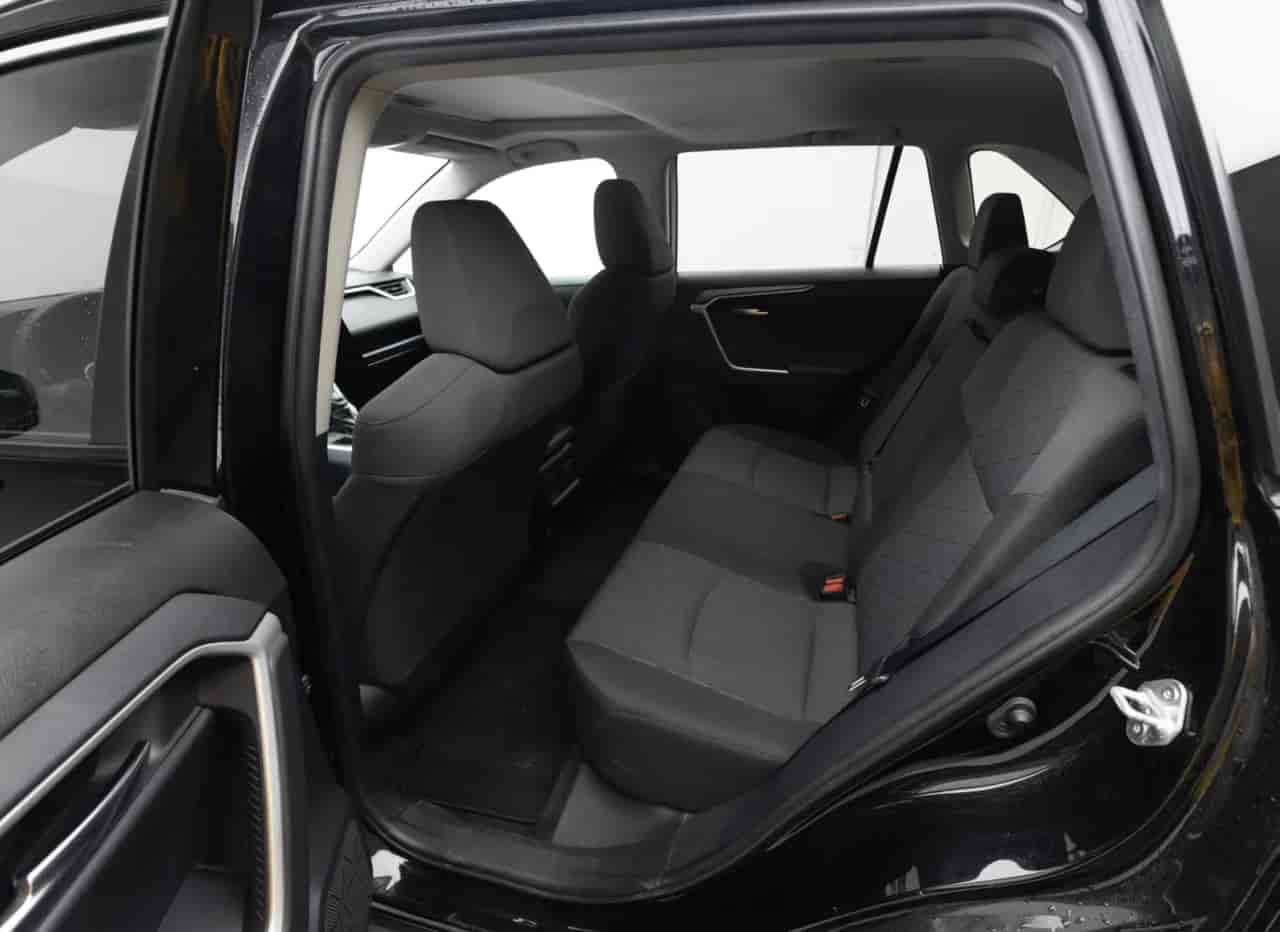 TOYOTA RAV4 - 8