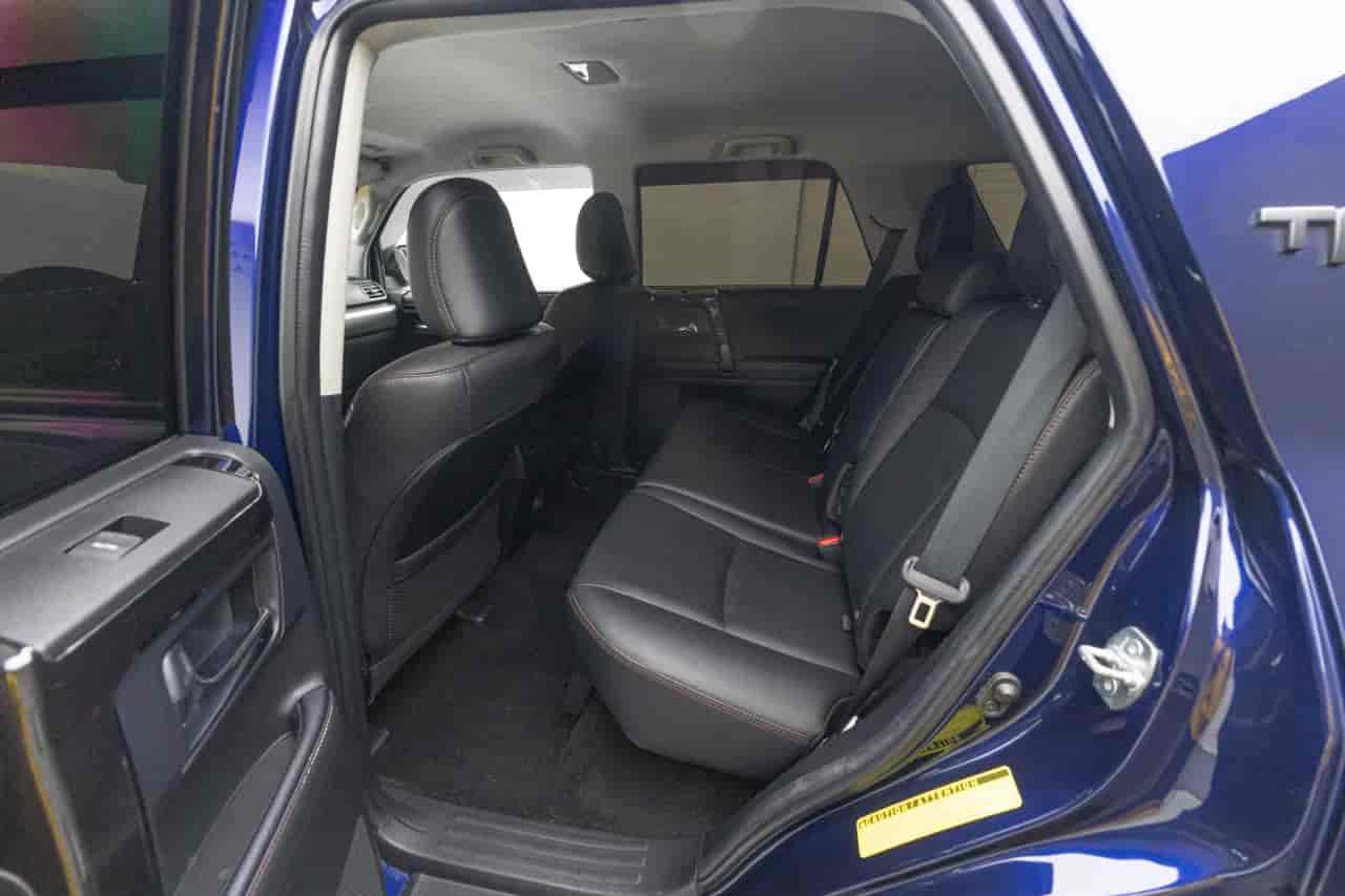 TOYOTA 4-Runner - 8