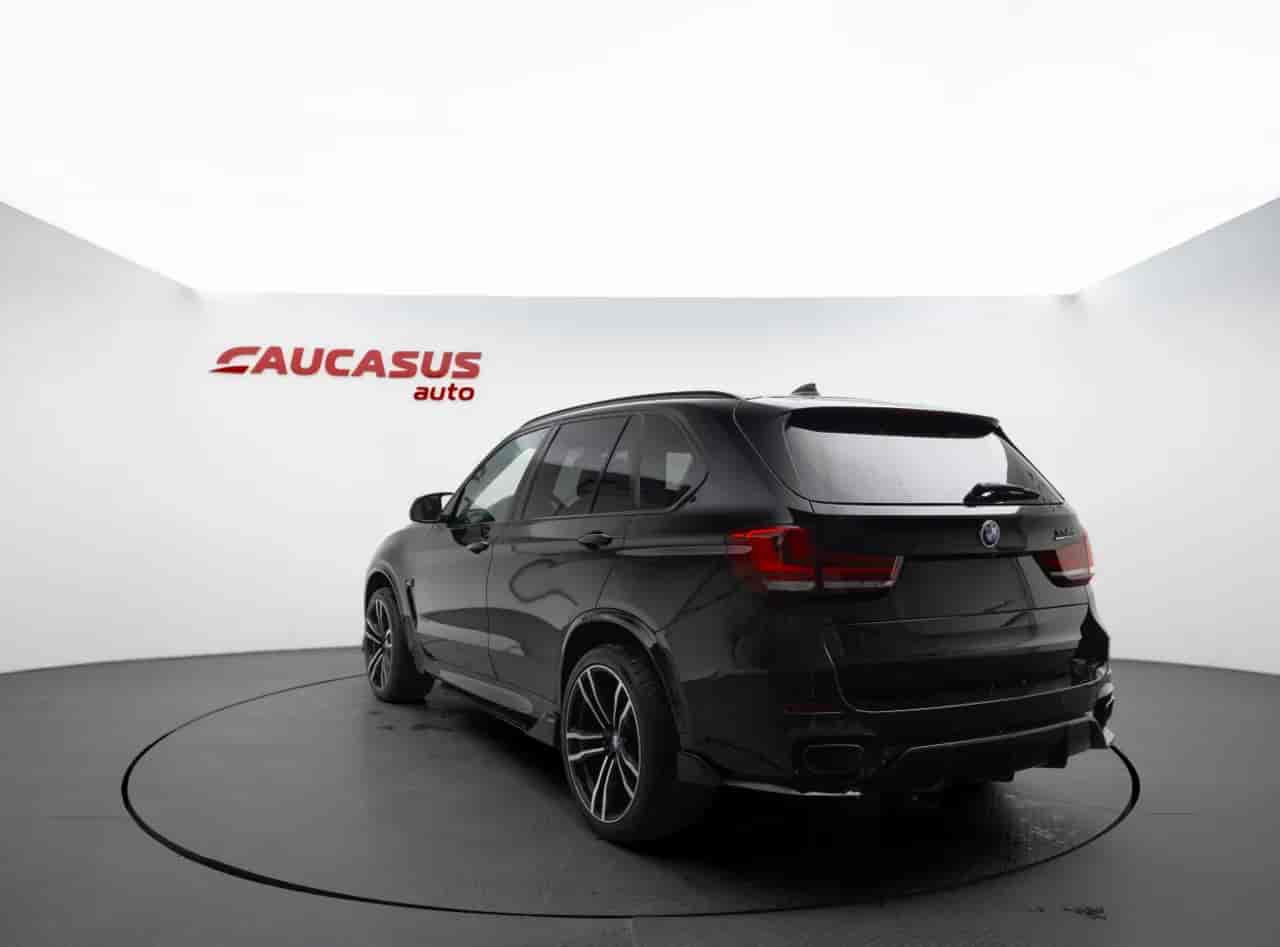 BMW X5 - 6