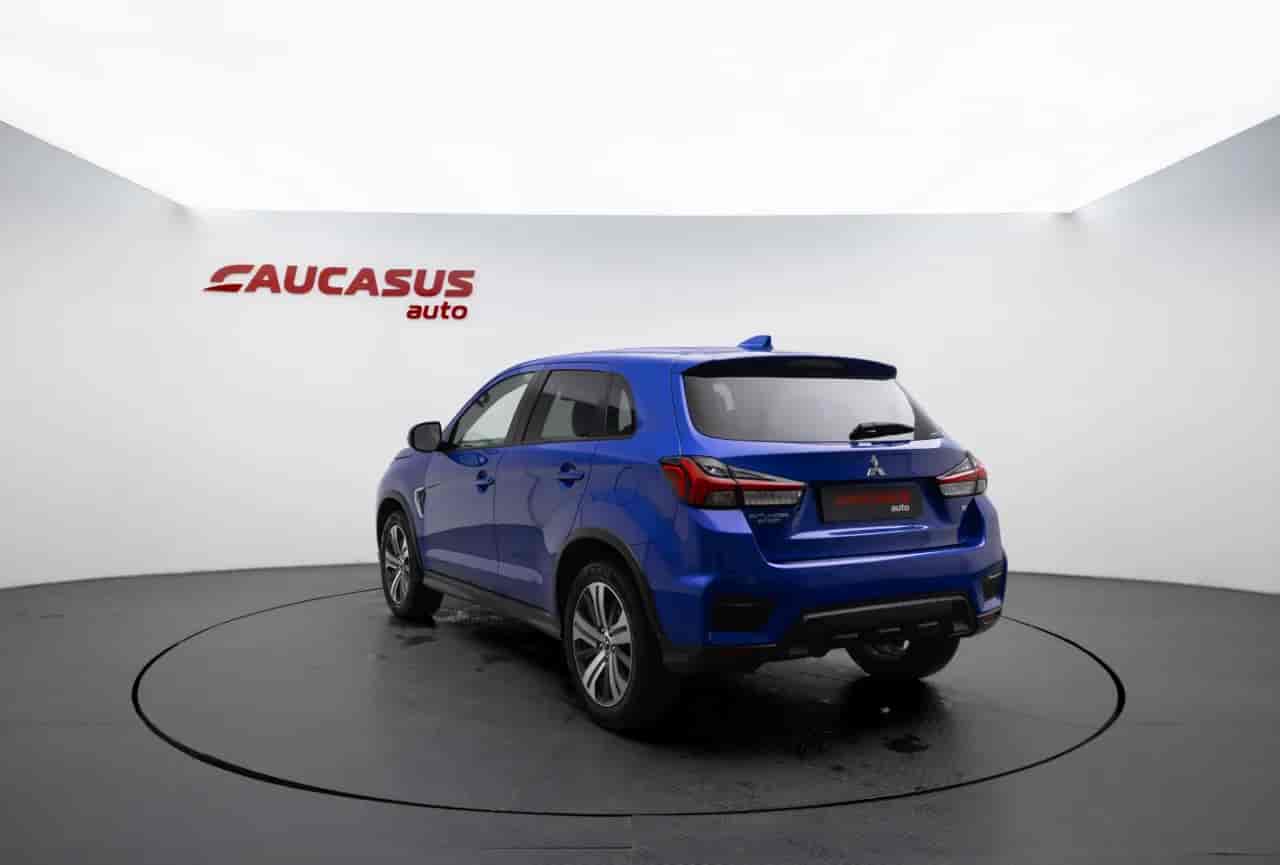MITSUBISHI Outlander - 6