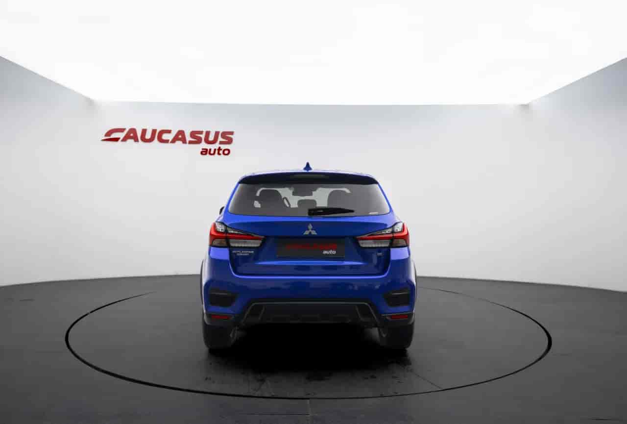 MITSUBISHI Outlander - 5