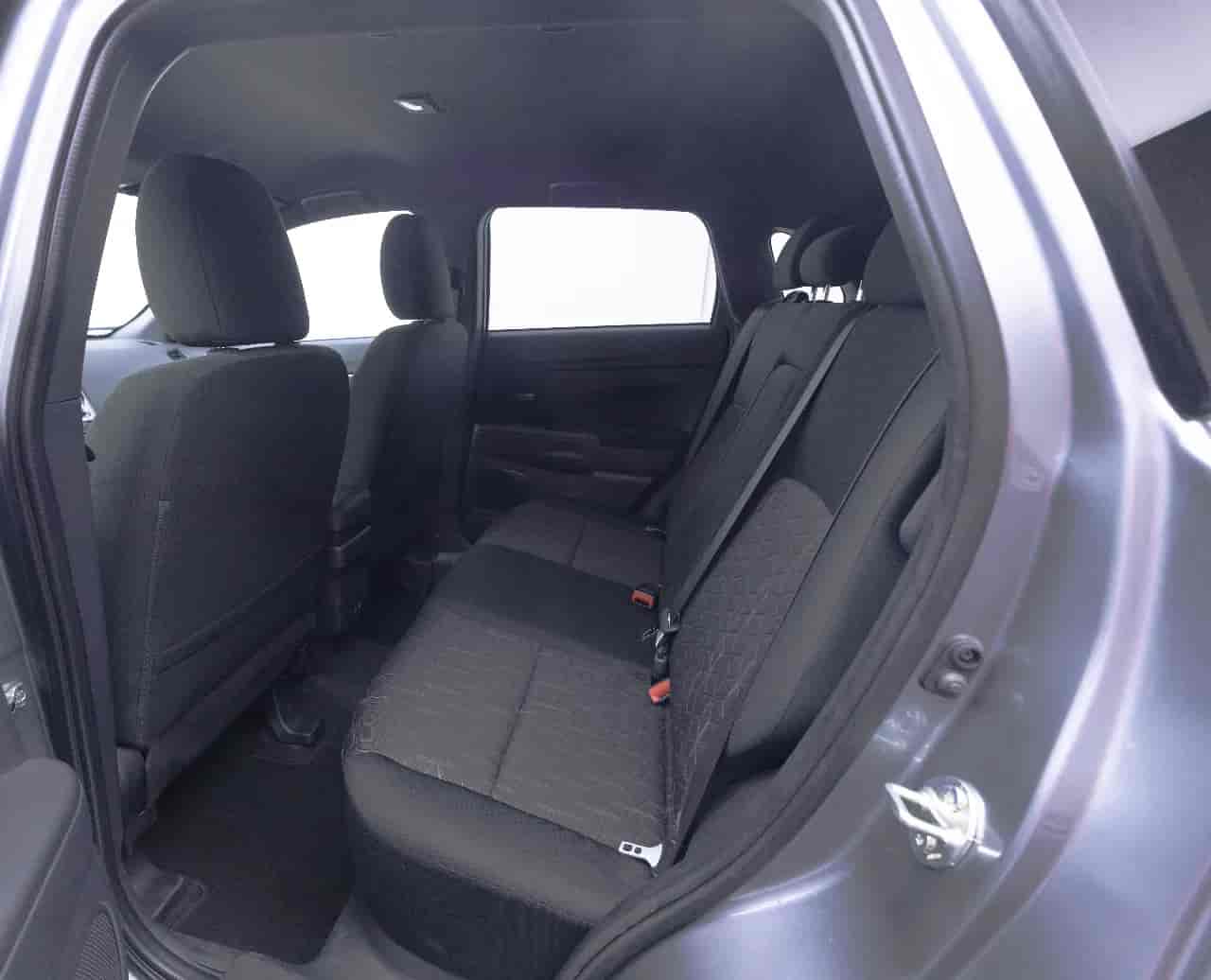 MITSUBISHI Outlander Sport - 8
