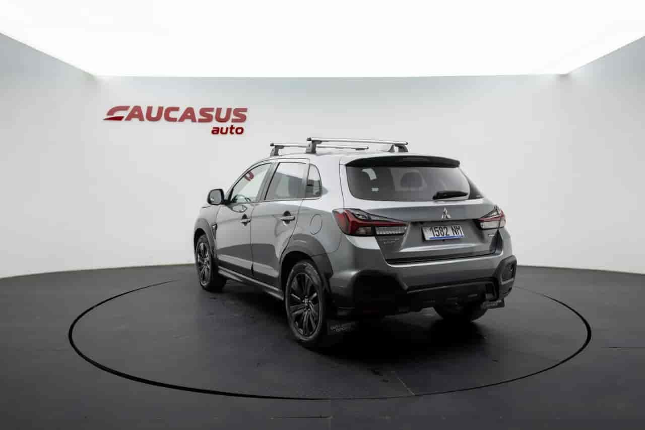 MITSUBISHI Outlander Sport - 6