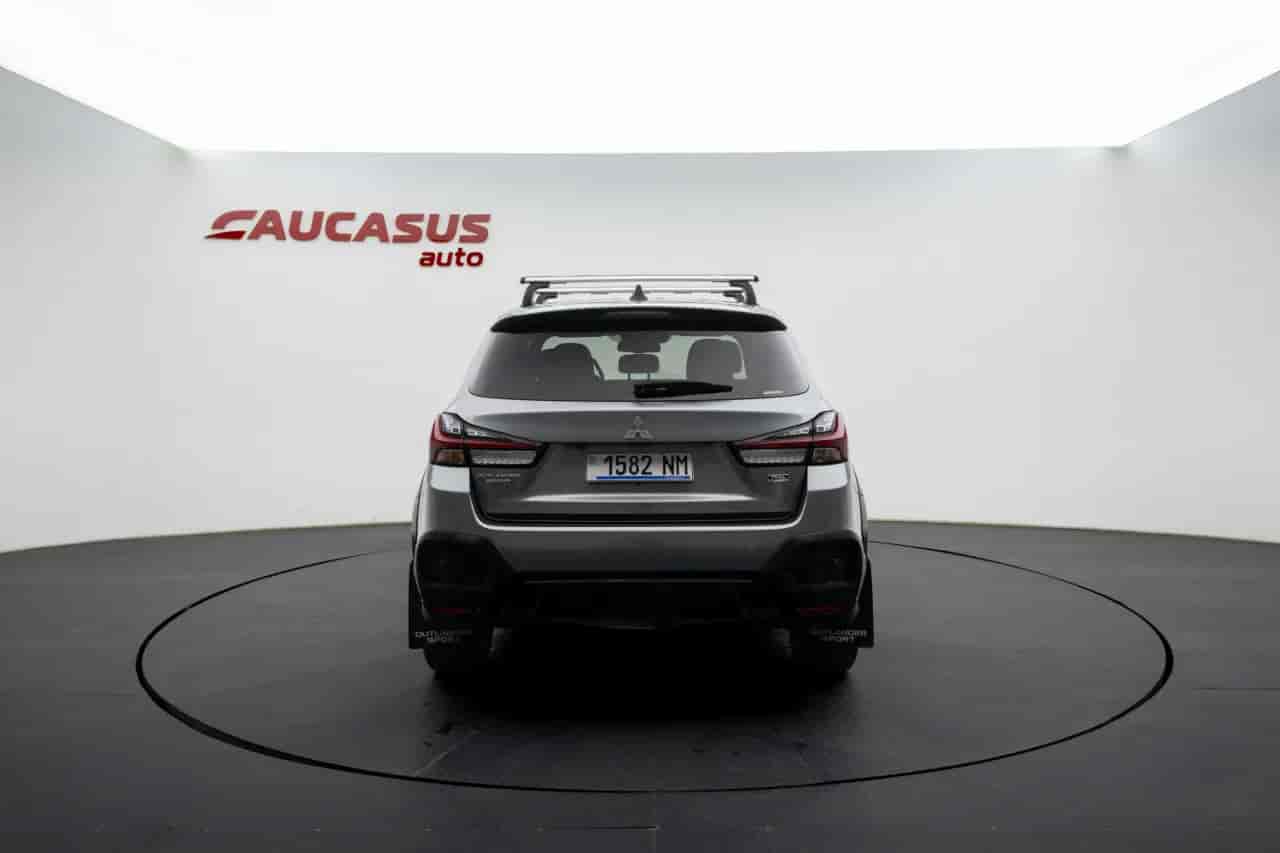MITSUBISHI Outlander Sport - 5