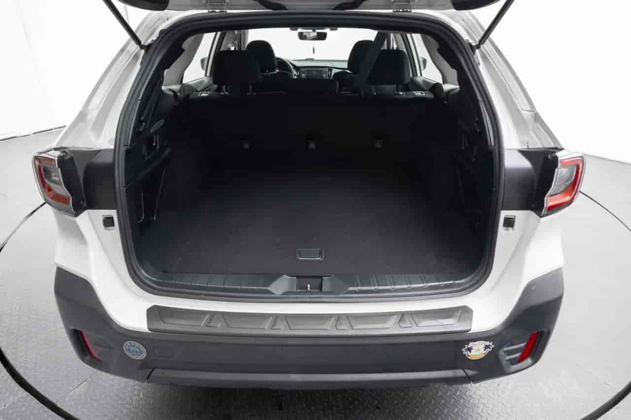 SUBARU Outback - 7