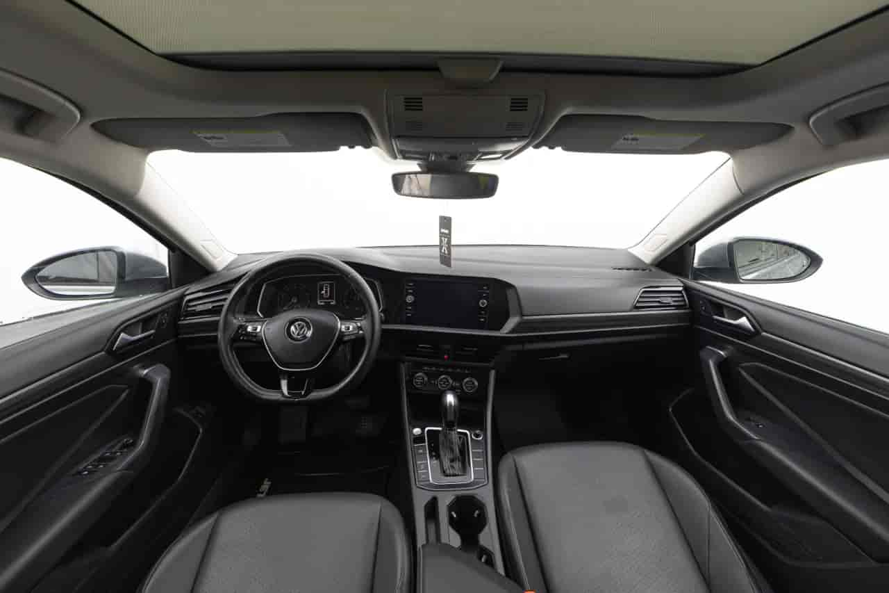 VOLKSWAGEN Jetta - 9