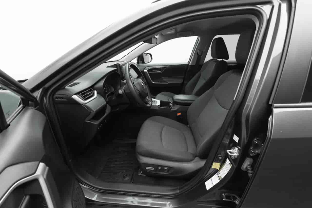 TOYOTA RAV4 - 10