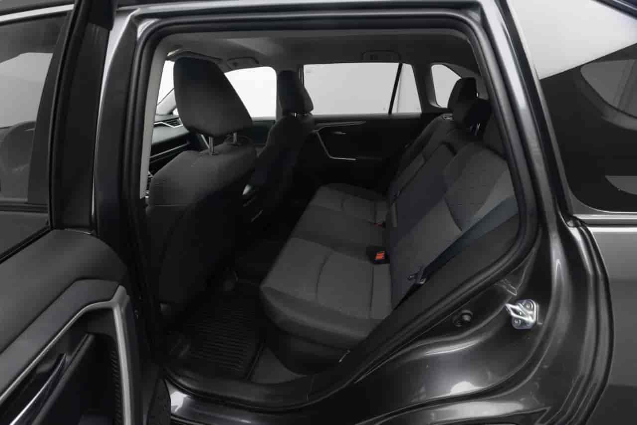 TOYOTA RAV4 - 8