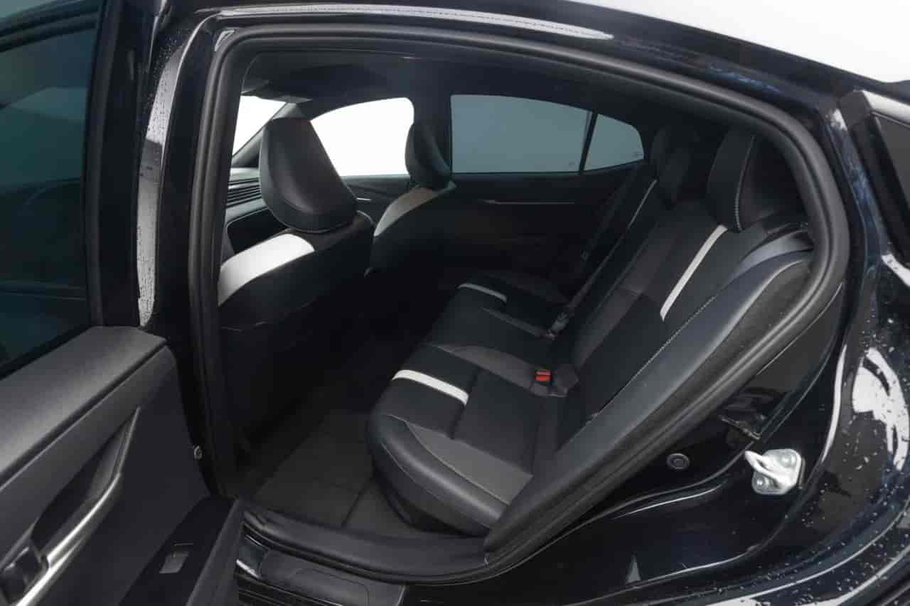 TOYOTA Camry - 8