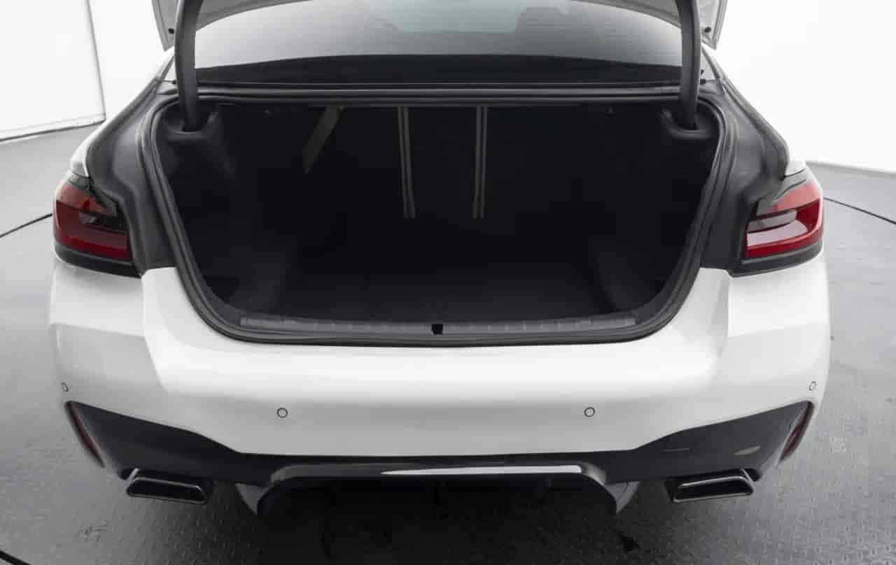 BMW 5-Series - 7