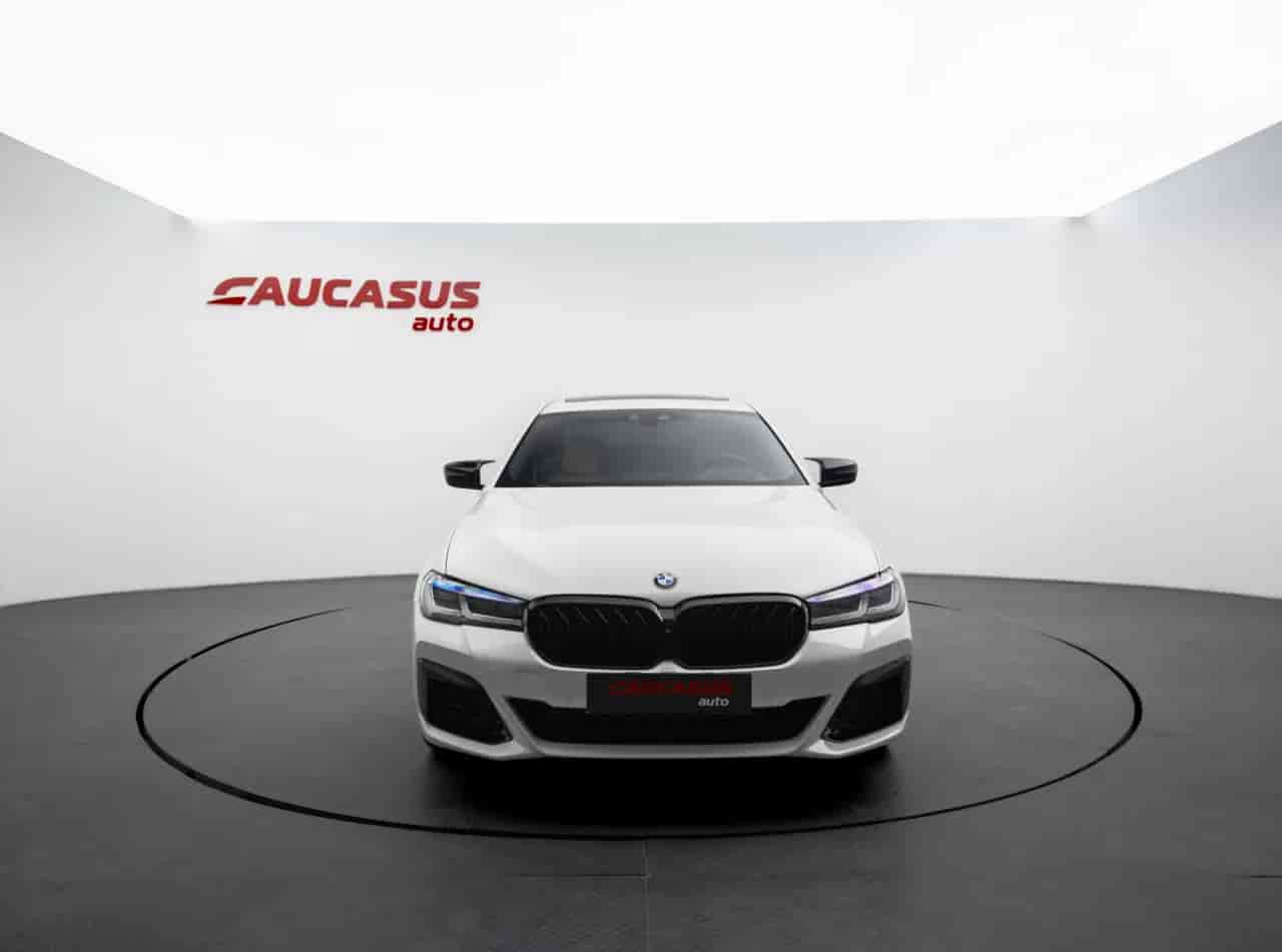 BMW 5-Series - 2