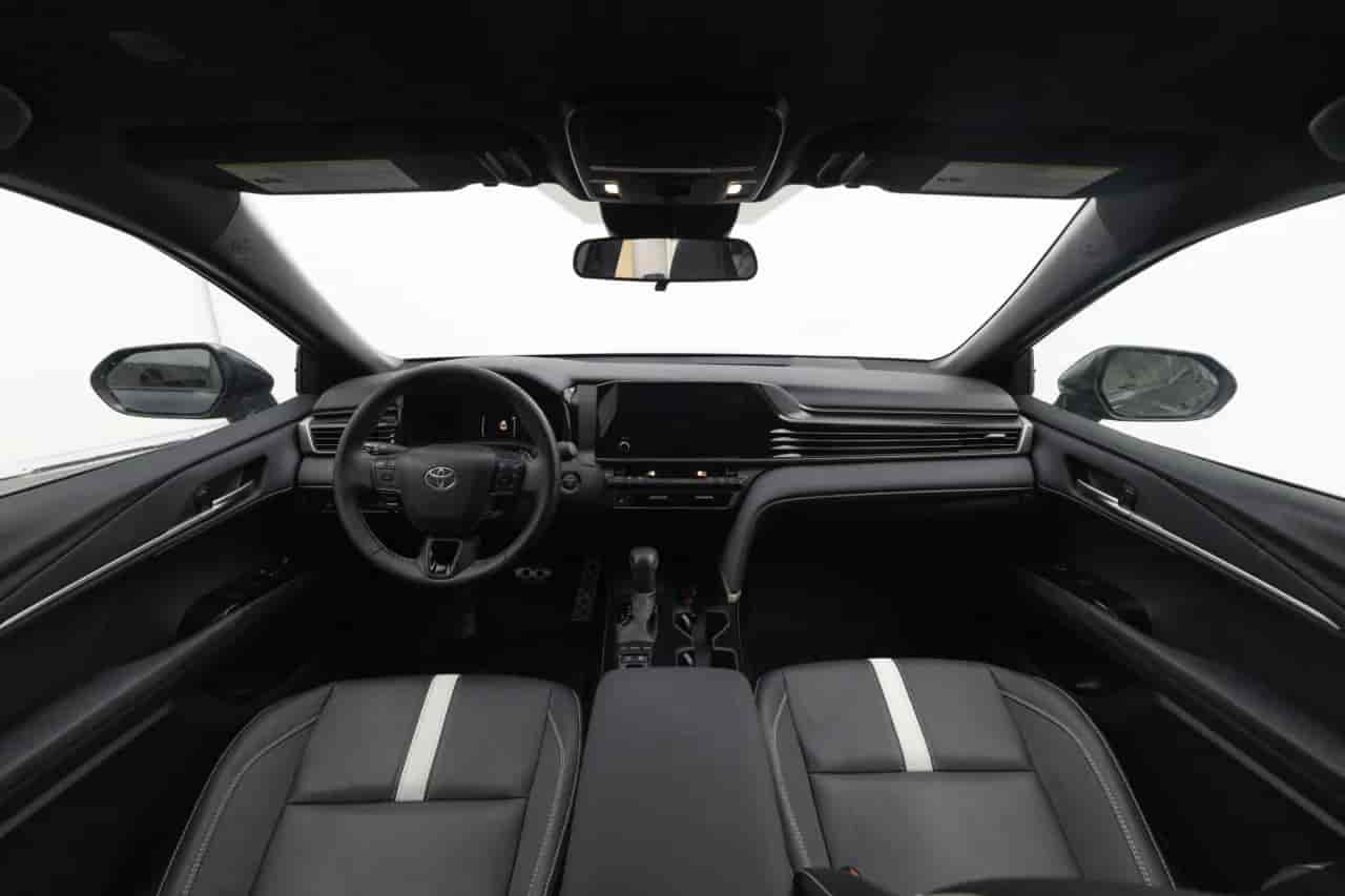 TOYOTA Camry - 8