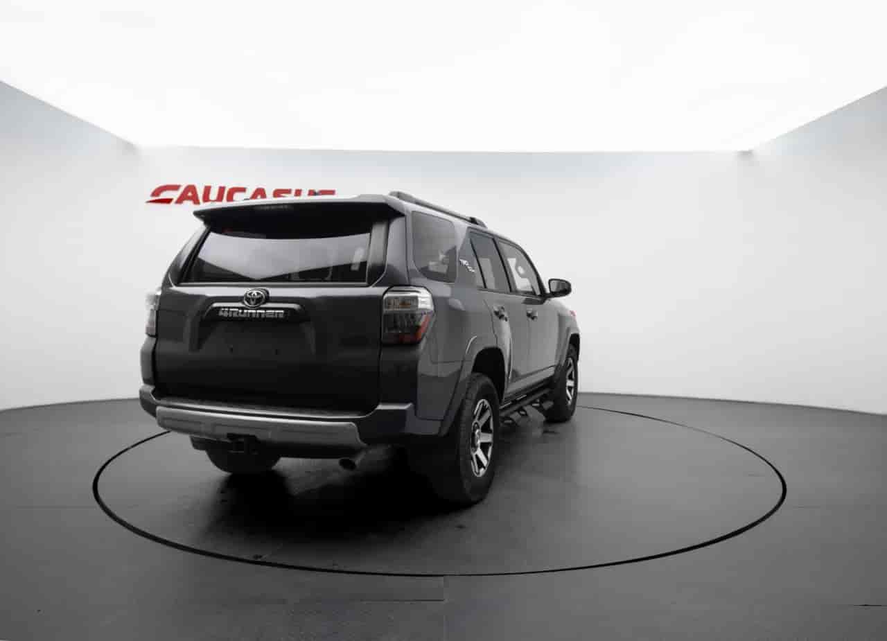 TOYOTA 4-Runner - 4