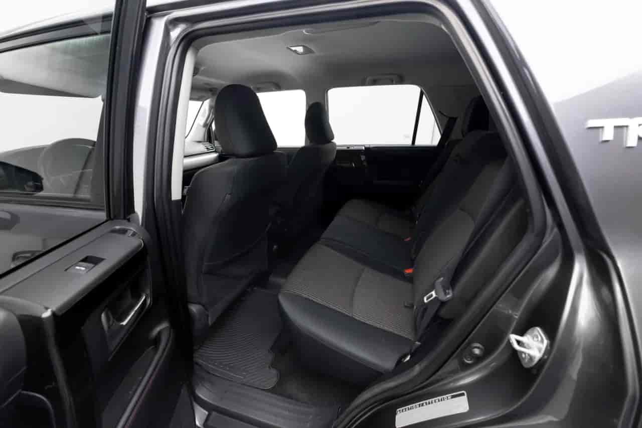 TOYOTA 4-Runner - 8