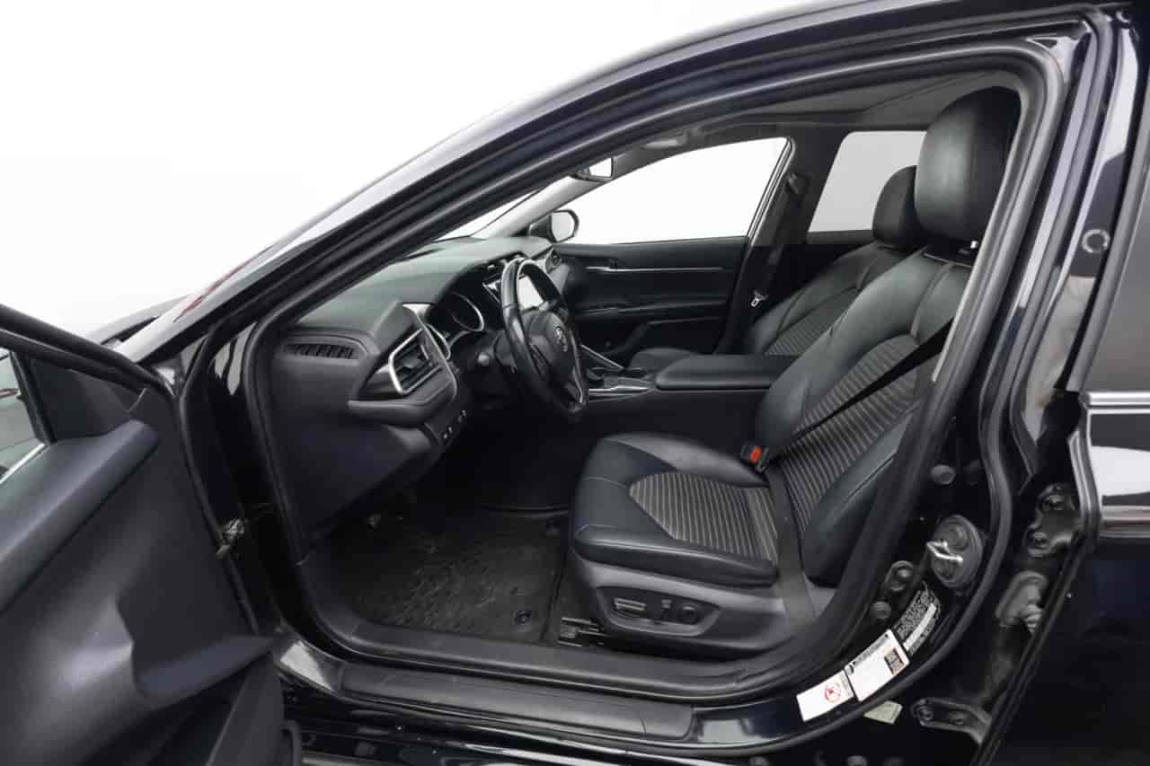 TOYOTA Camry - 10