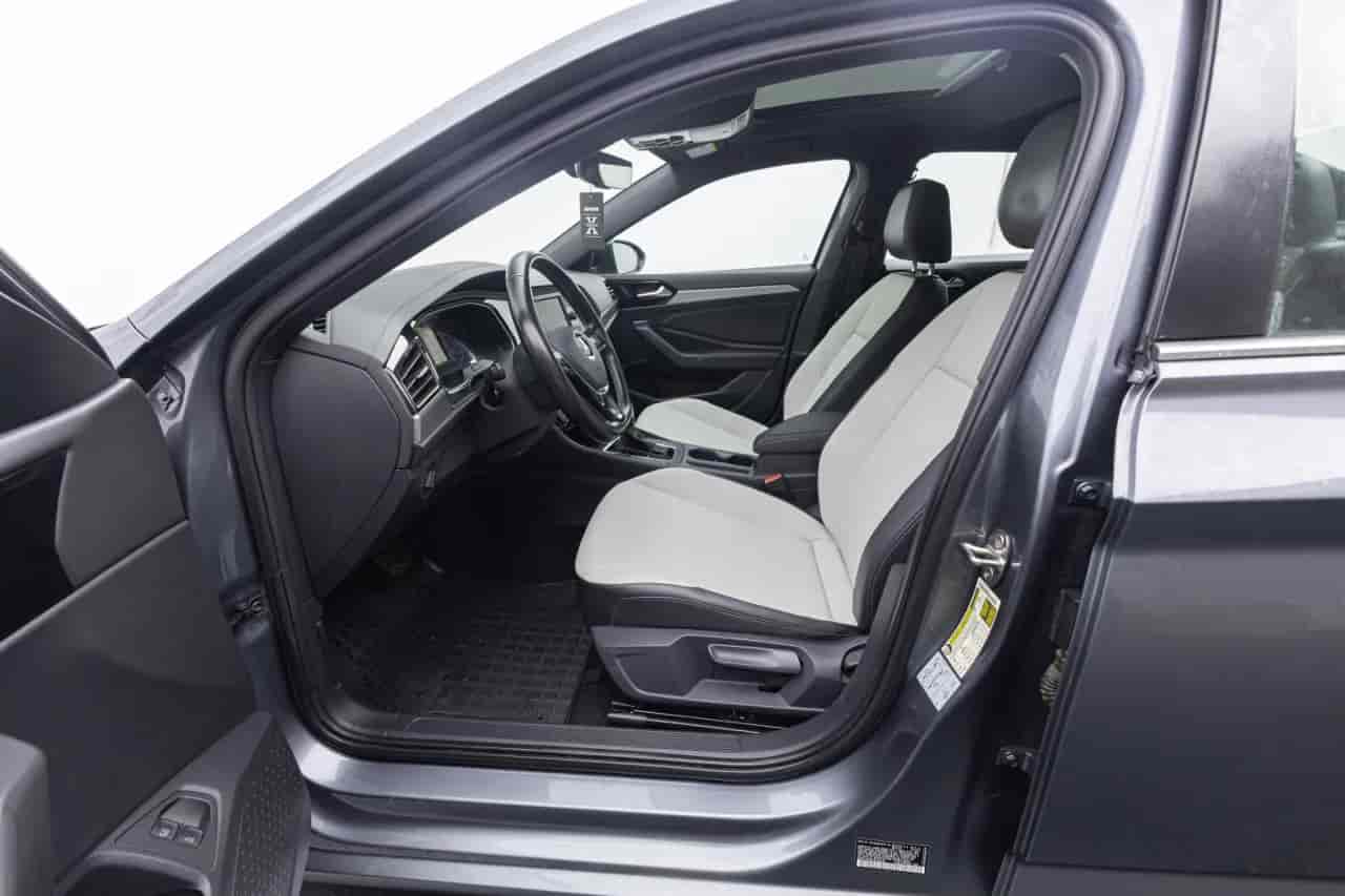 VOLKSWAGEN Jetta - 10