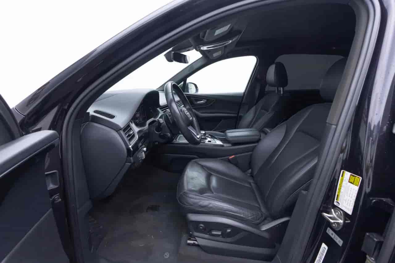 AUDI Q7 - 10