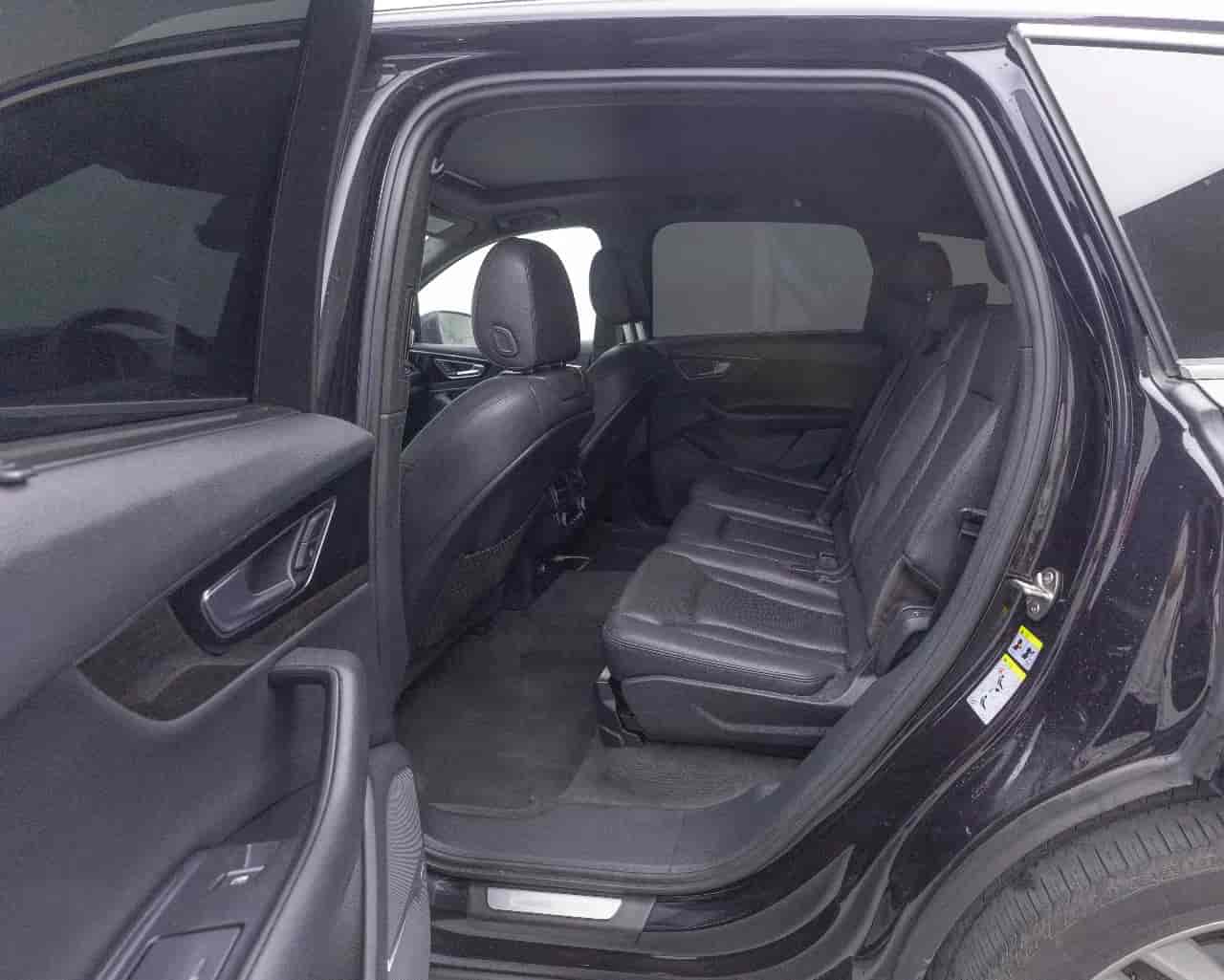 AUDI Q7 - 8