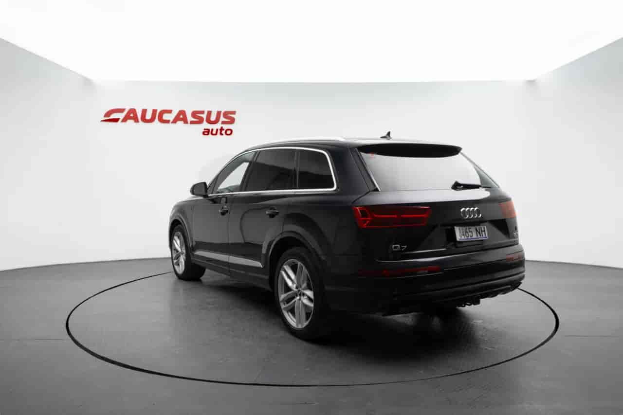 AUDI Q7 - 6