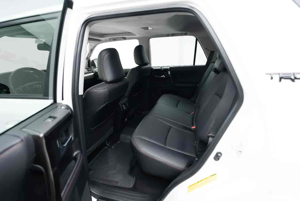 TOYOTA 4-Runner - 8