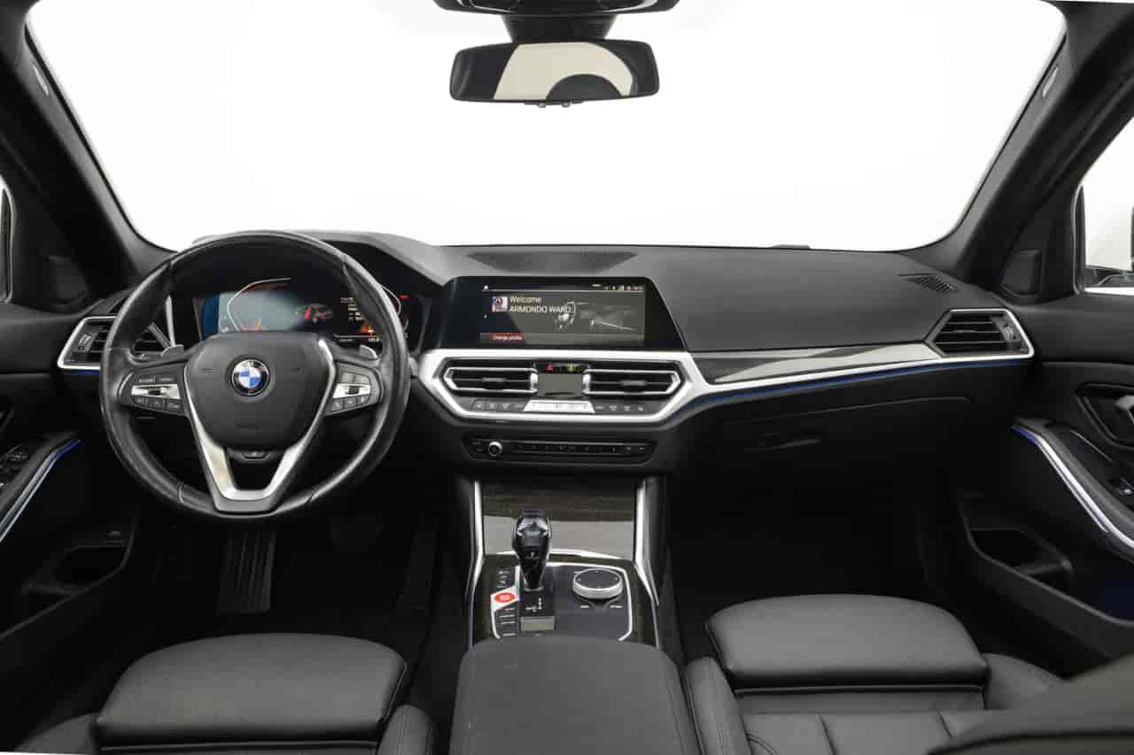 BMW 3-Series - 10