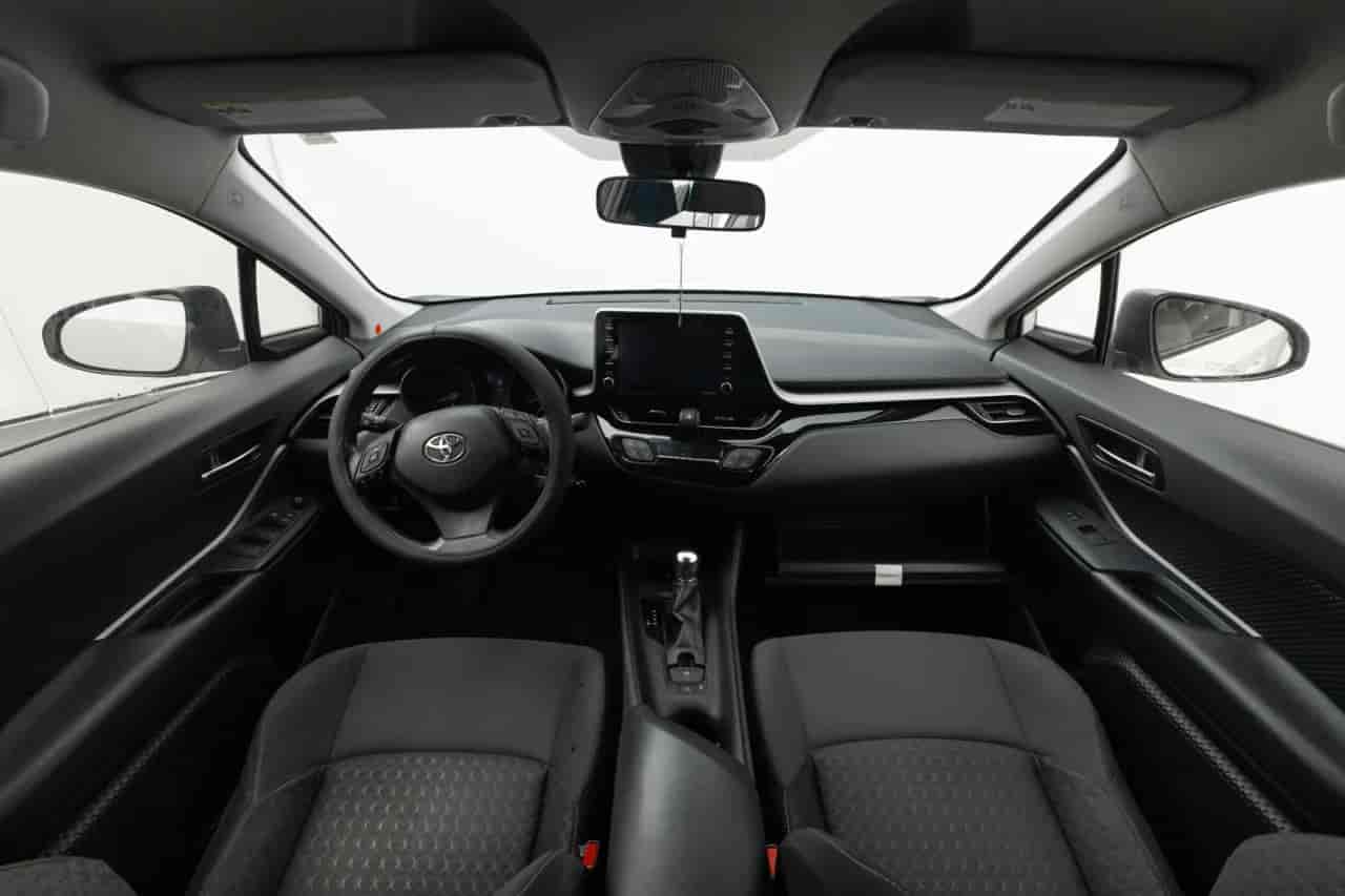TOYOTA C-HR - 9