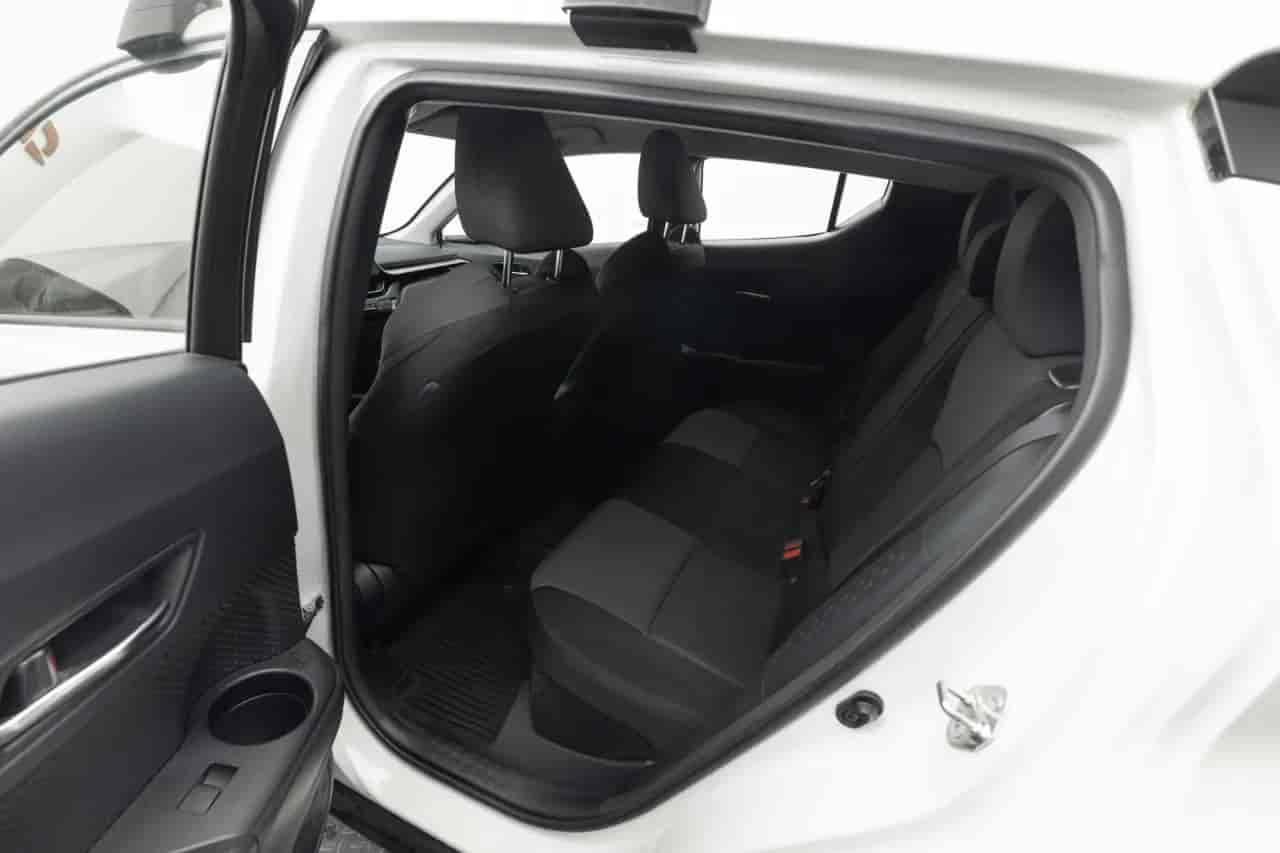 TOYOTA C-HR - 8