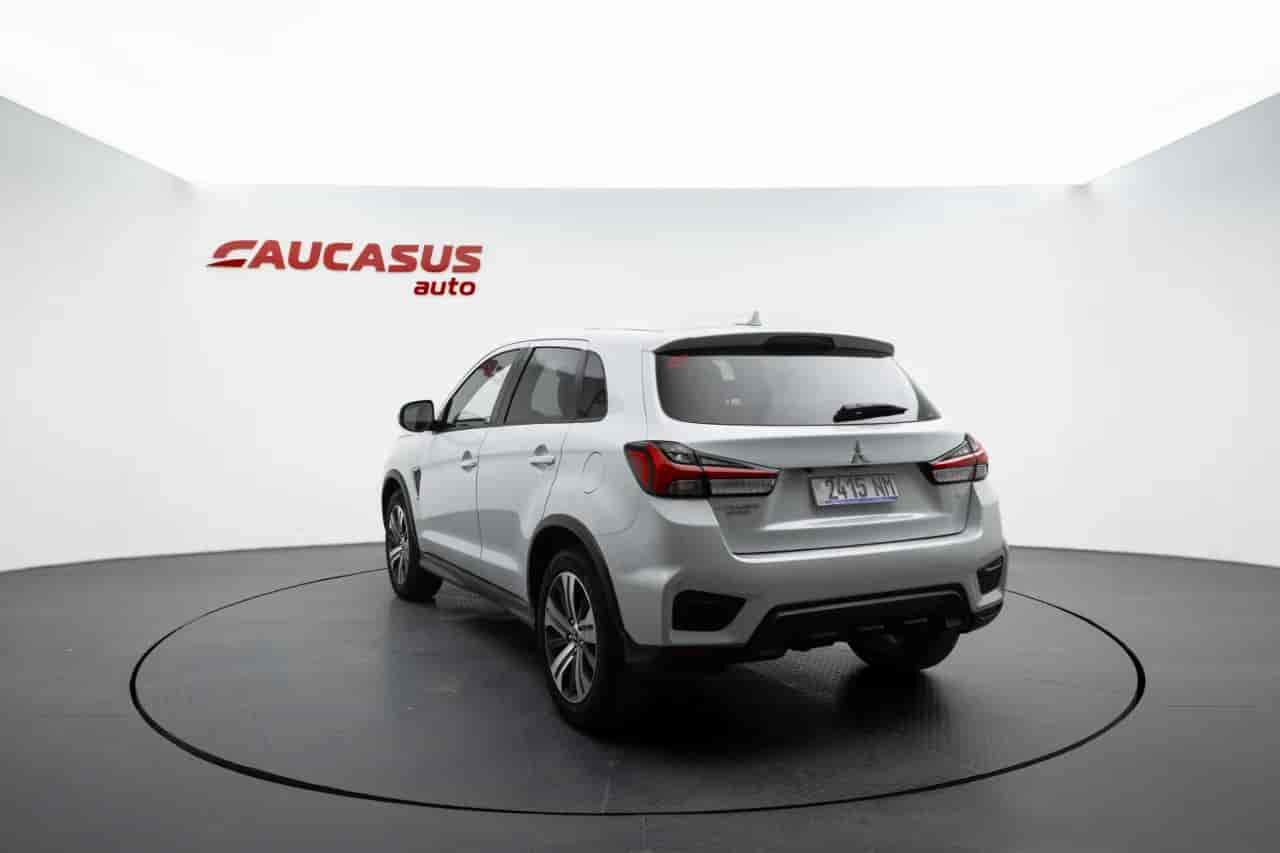 MITSUBISHI Outlander Sport - 6