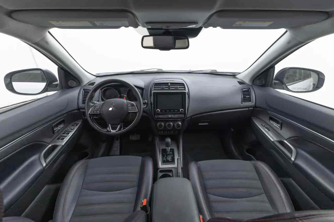 MITSUBISHI Outlander Sport - 9