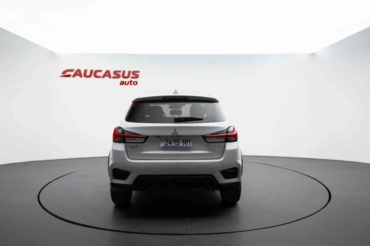 MITSUBISHI Outlander Sport - 5