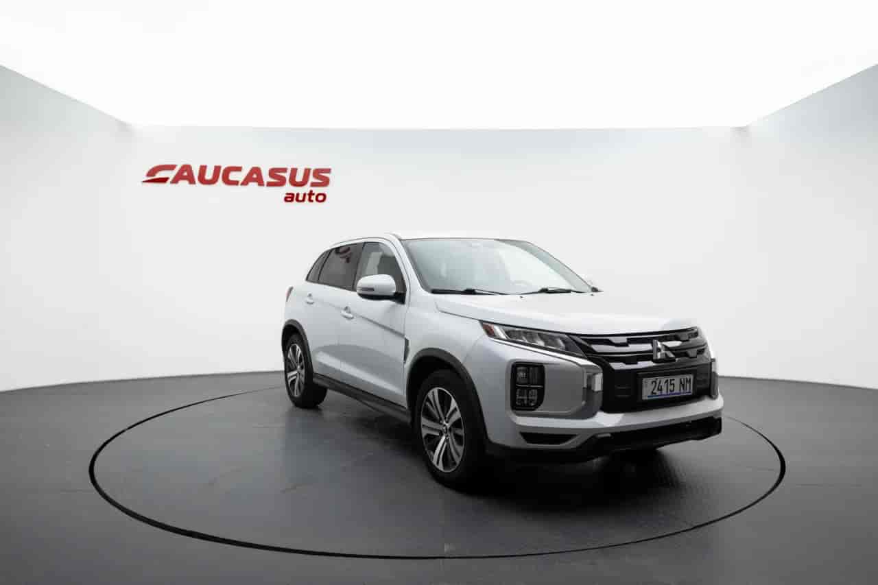 MITSUBISHI Outlander Sport - 3