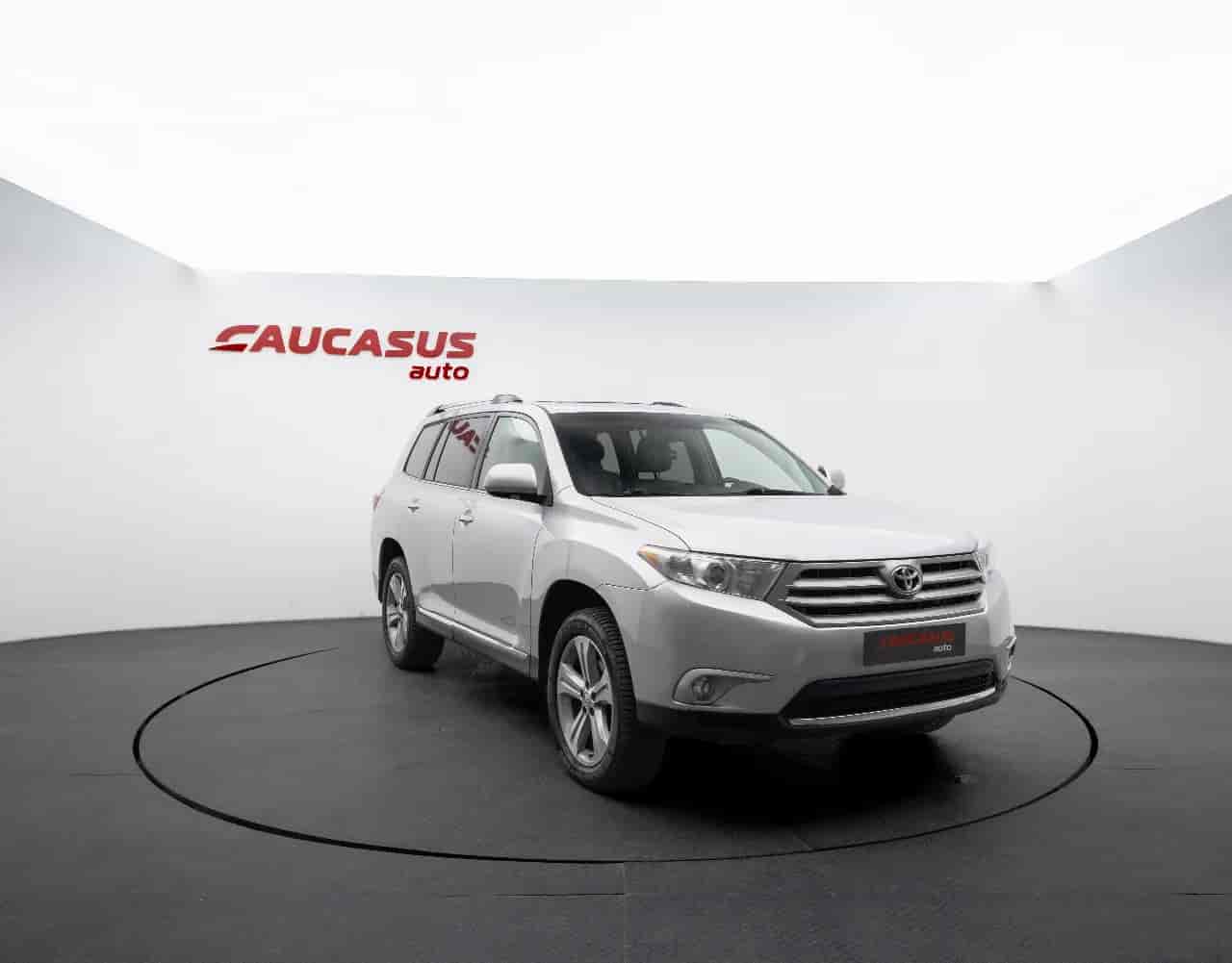TOYOTA Highlander - 3